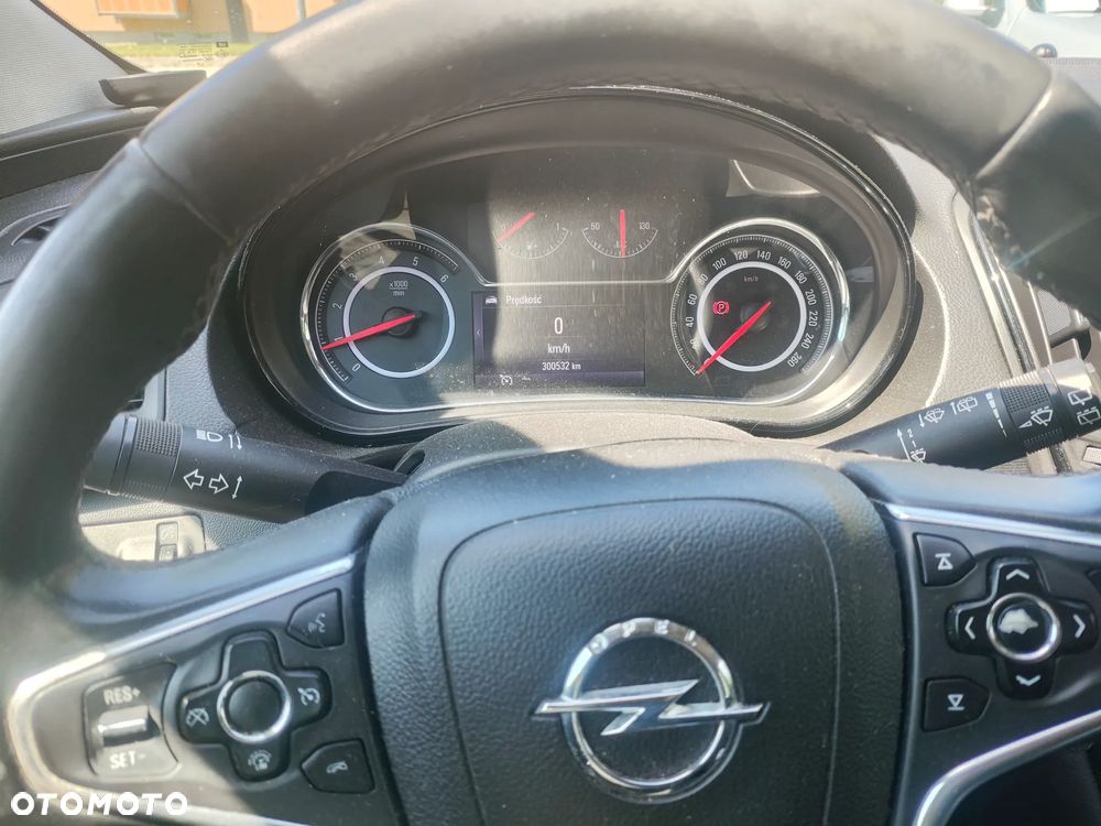 Opel Insignia 2.0 CDTI - 7
