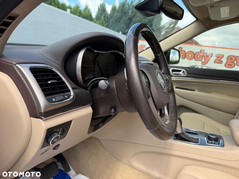 Jeep Grand Cherokee 5.7 V8 Overland - 37