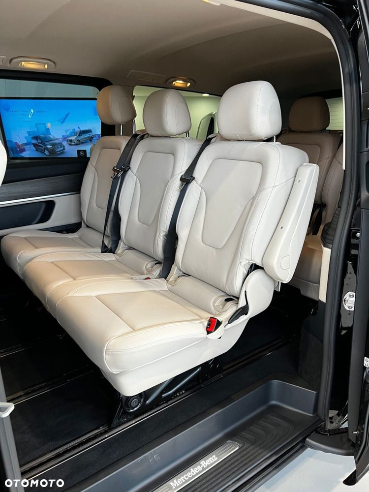 Mercedes-Benz Klasa V - 21