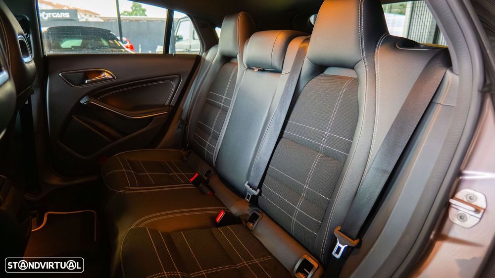 Mercedes-Benz CLA 200 d Shooting Brake Urban Aut. - 25