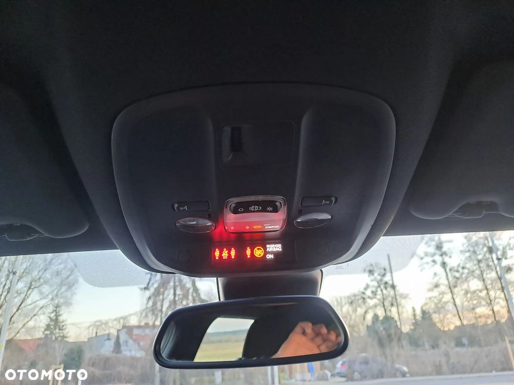 Peugeot 308 1.2 PureTech GPF Allure S&S - 22