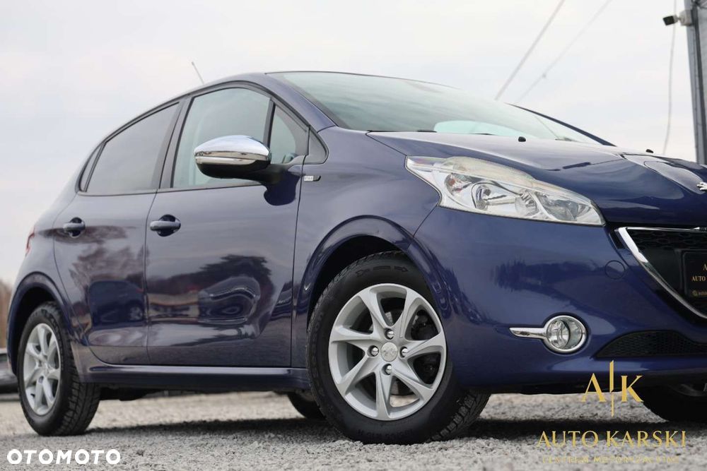 Peugeot 208 - 14