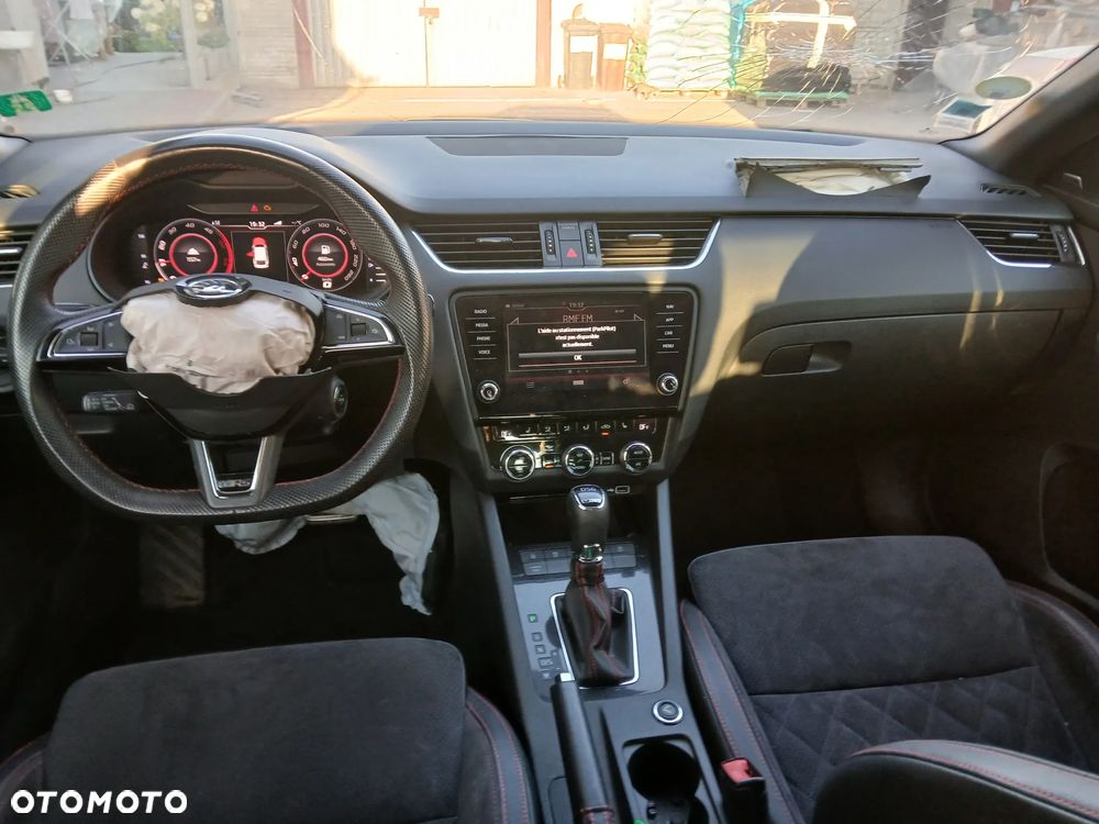 Skoda Octavia 2.0 TDI 4x4 DSG RS - 13