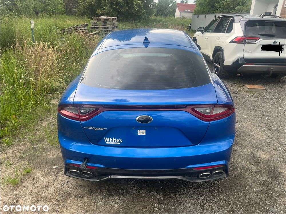 Kia Stinger 2.0 T-GDI GT Line - 28