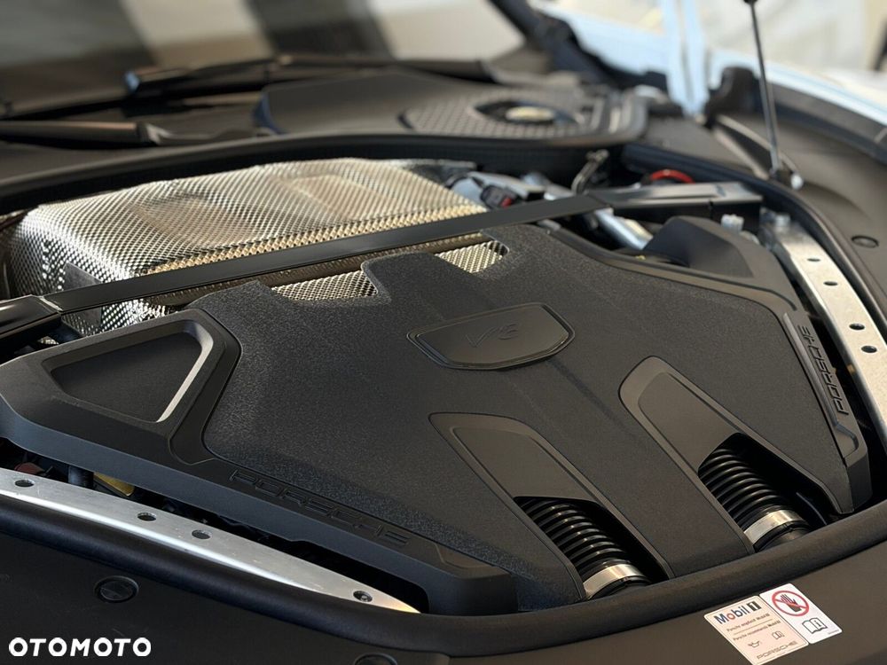Porsche Panamera - 25