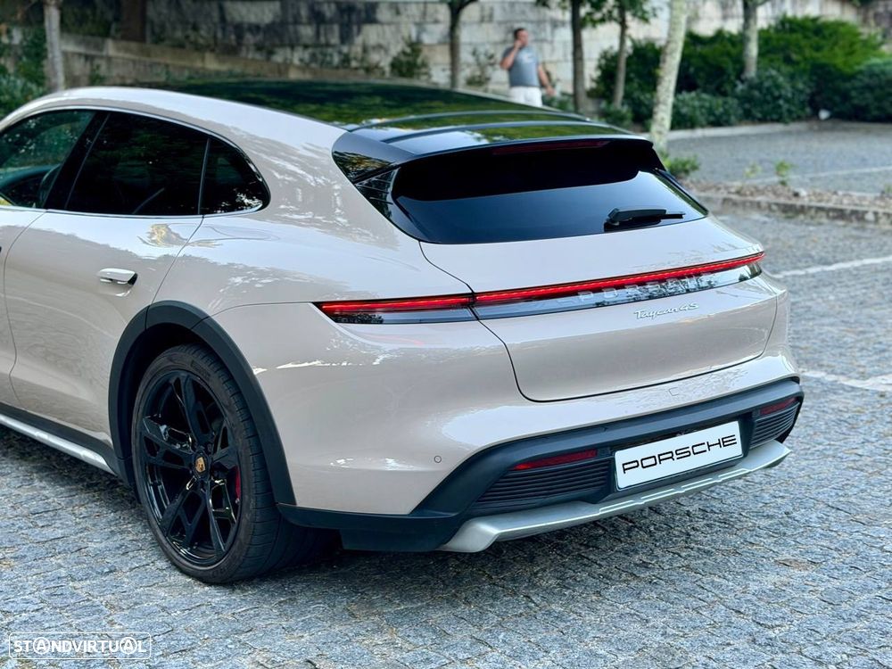 Porsche Taycan Cross Turismo 4S Sport bateria Performance Plus - 13