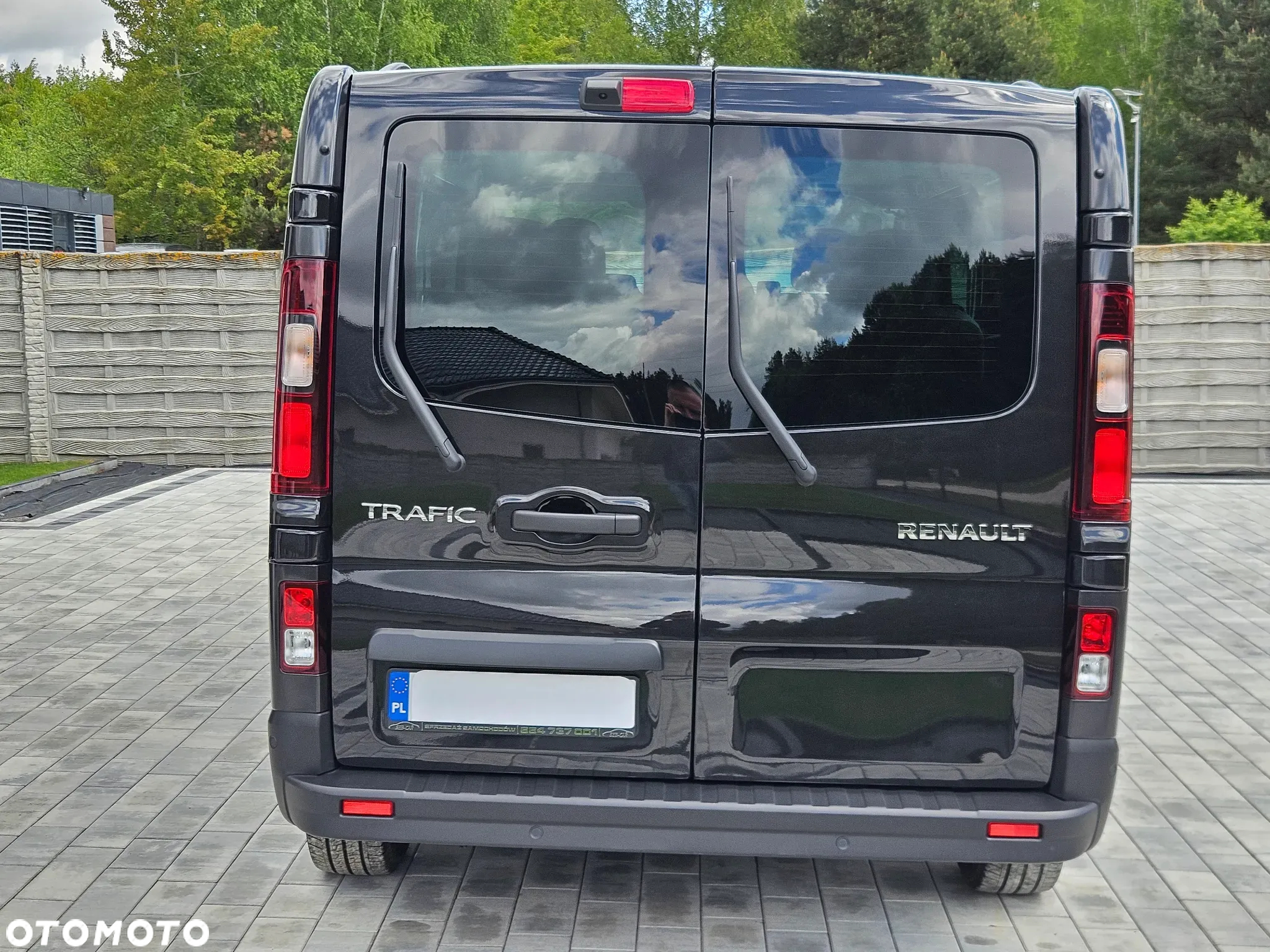 Renault Trafic - 10