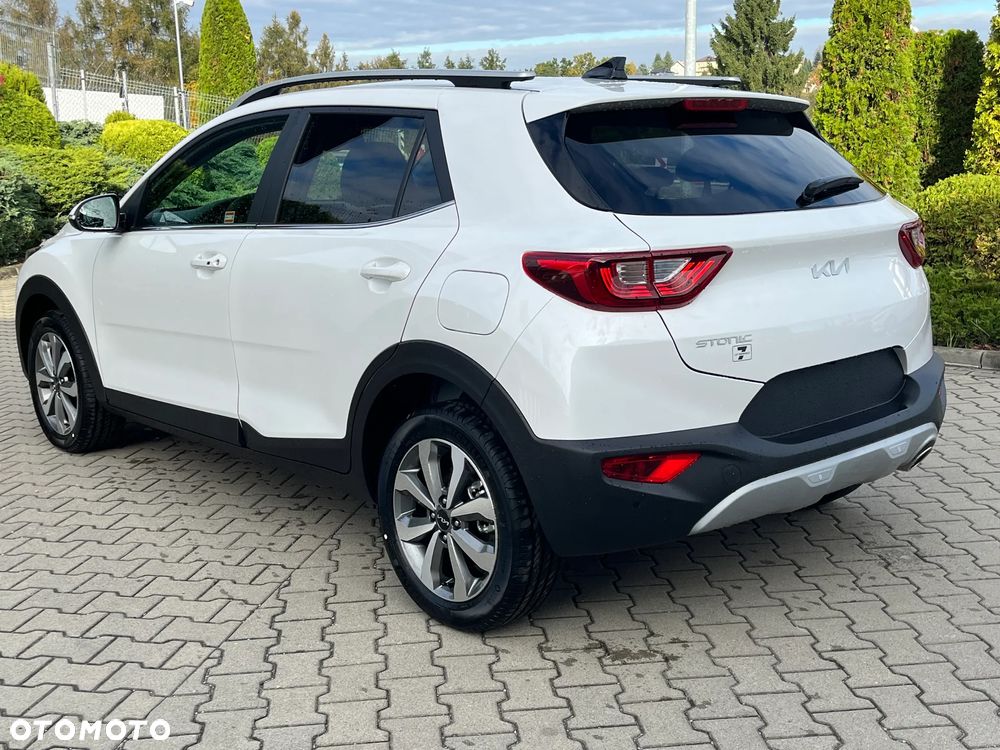 Kia Stonic - 5
