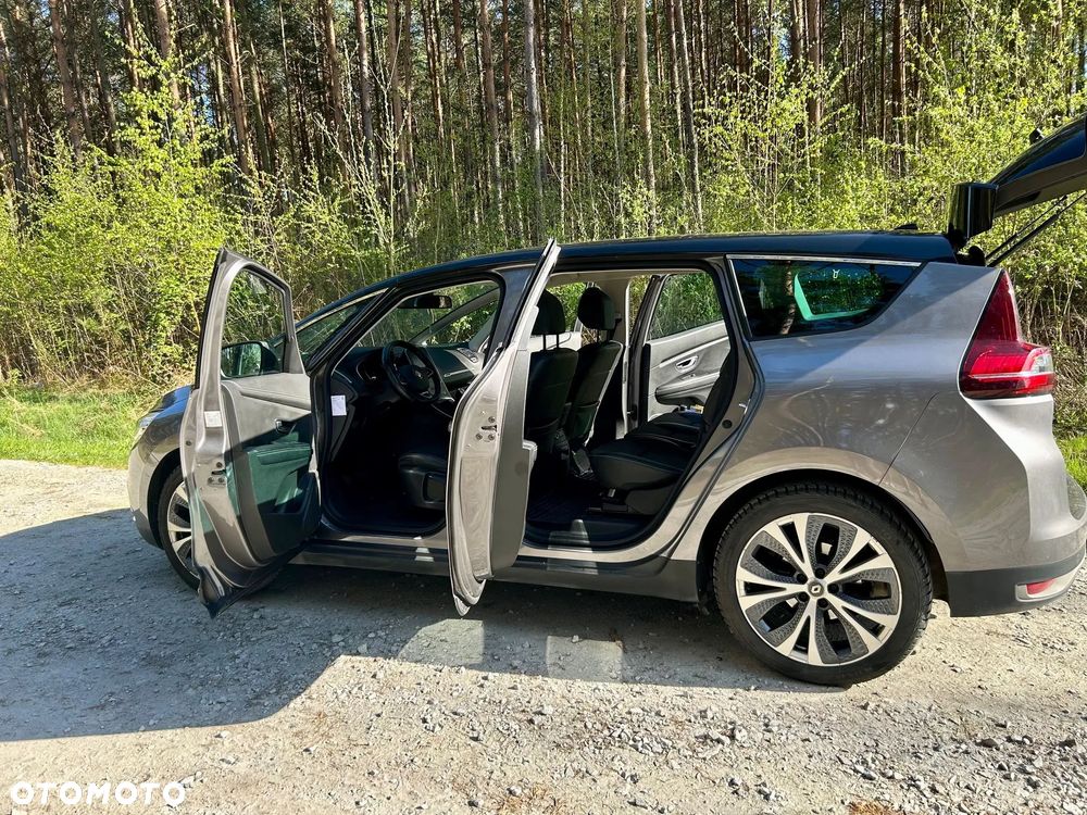 Renault Grand Scenic - 2