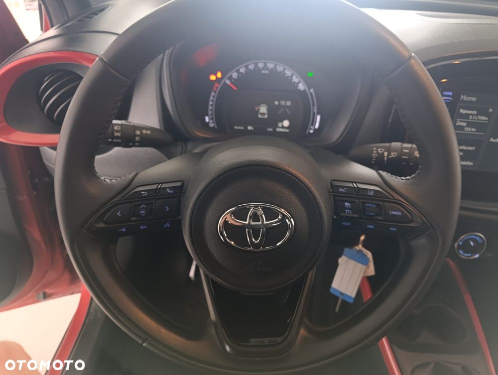 Toyota Aygo X Teamplayer - 10