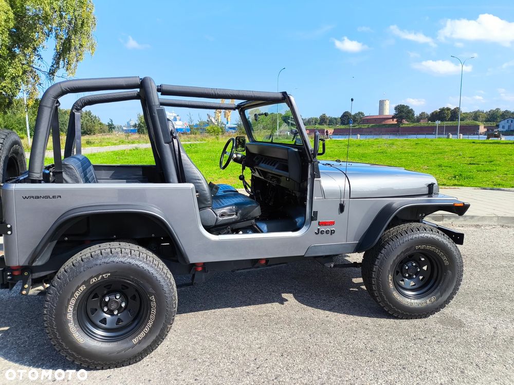 Jeep Wrangler 2.5L - 3