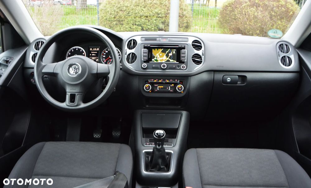 Volkswagen Tiguan - 33