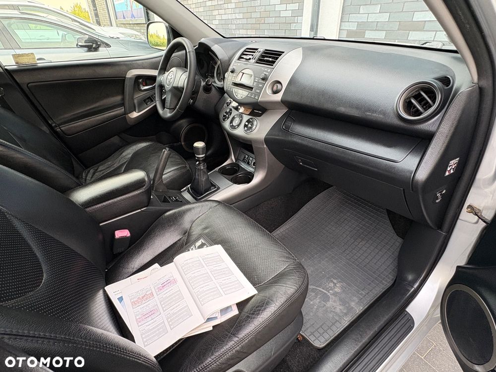 Toyota RAV4 2.2 D-4D Luna - 7