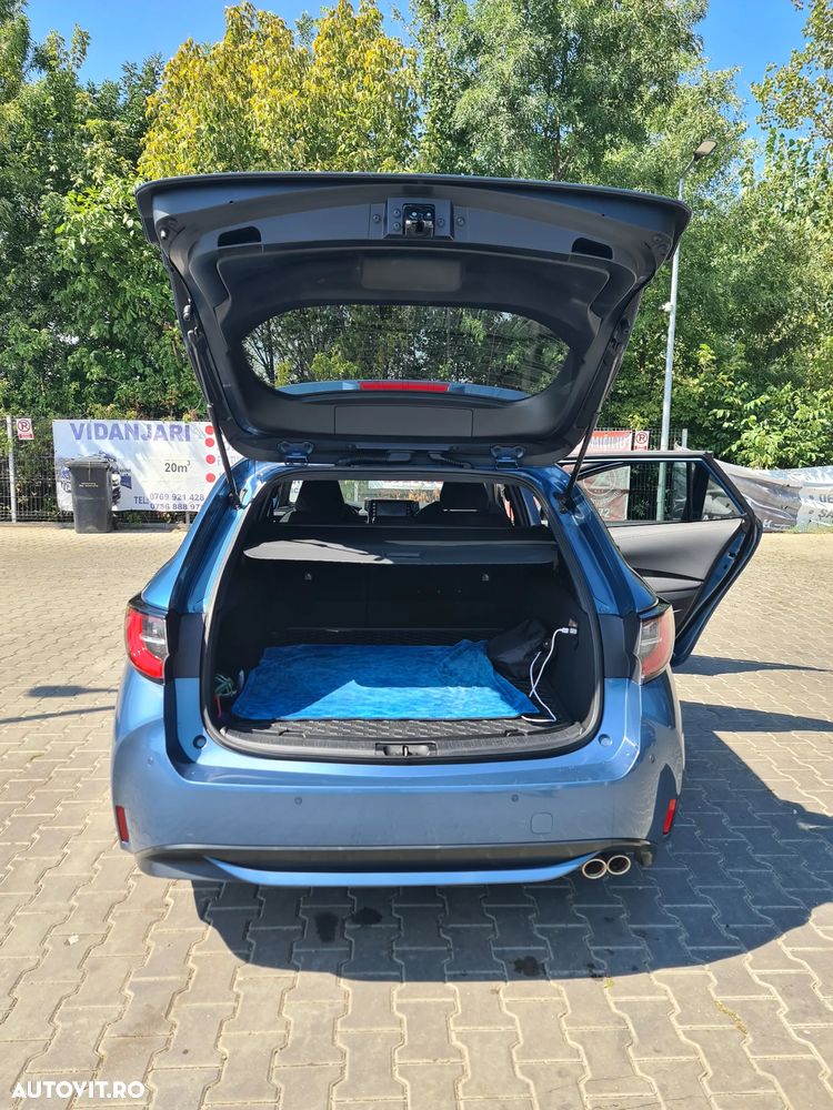 Toyota Corolla - 9