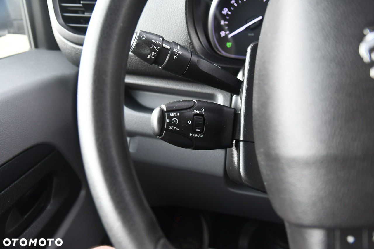 Peugeot Expert - 29