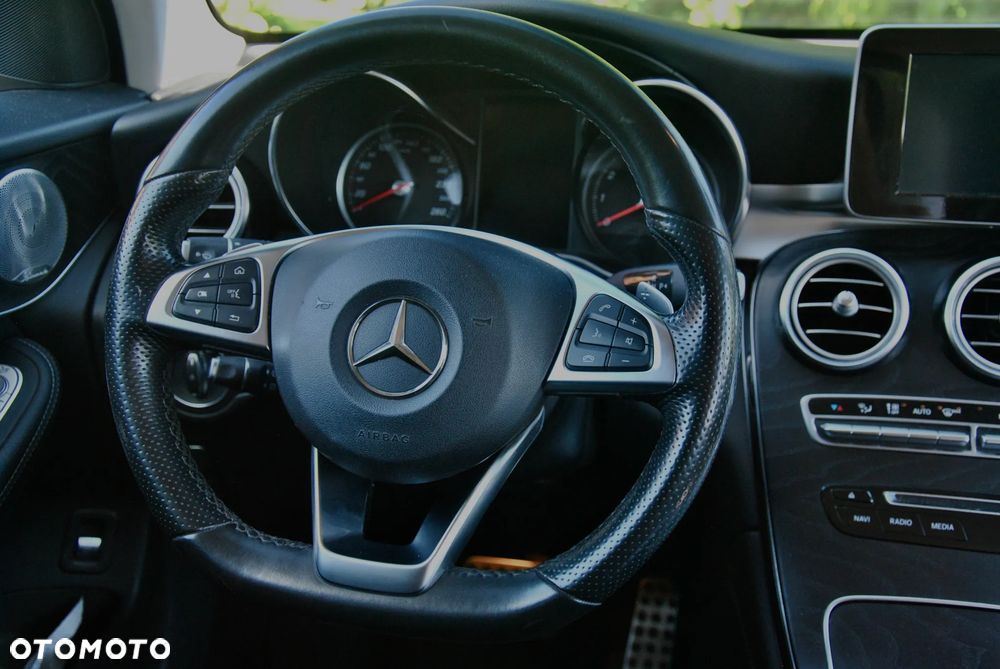 Mercedes-Benz GLC - 29
