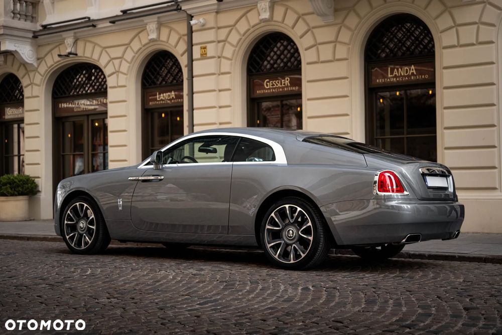 Rolls-Royce Wraith - 15