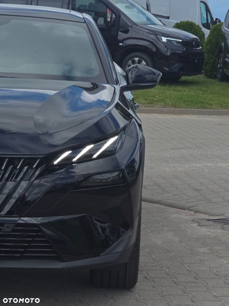 Peugeot 408 - 13