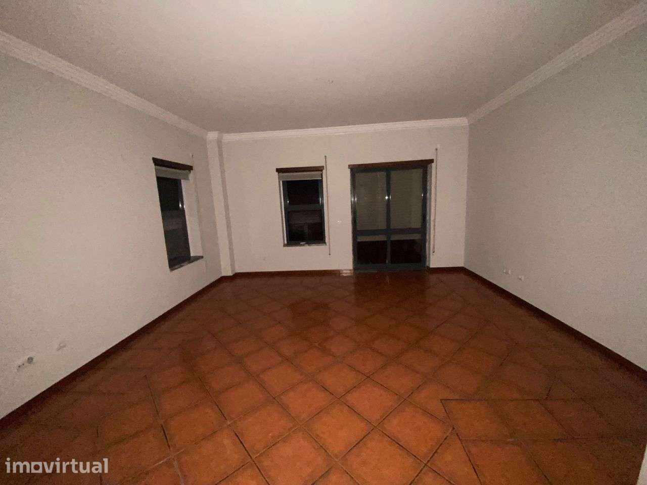 Apartamento T2 para Arrendamento - Grande imagem: 3/8