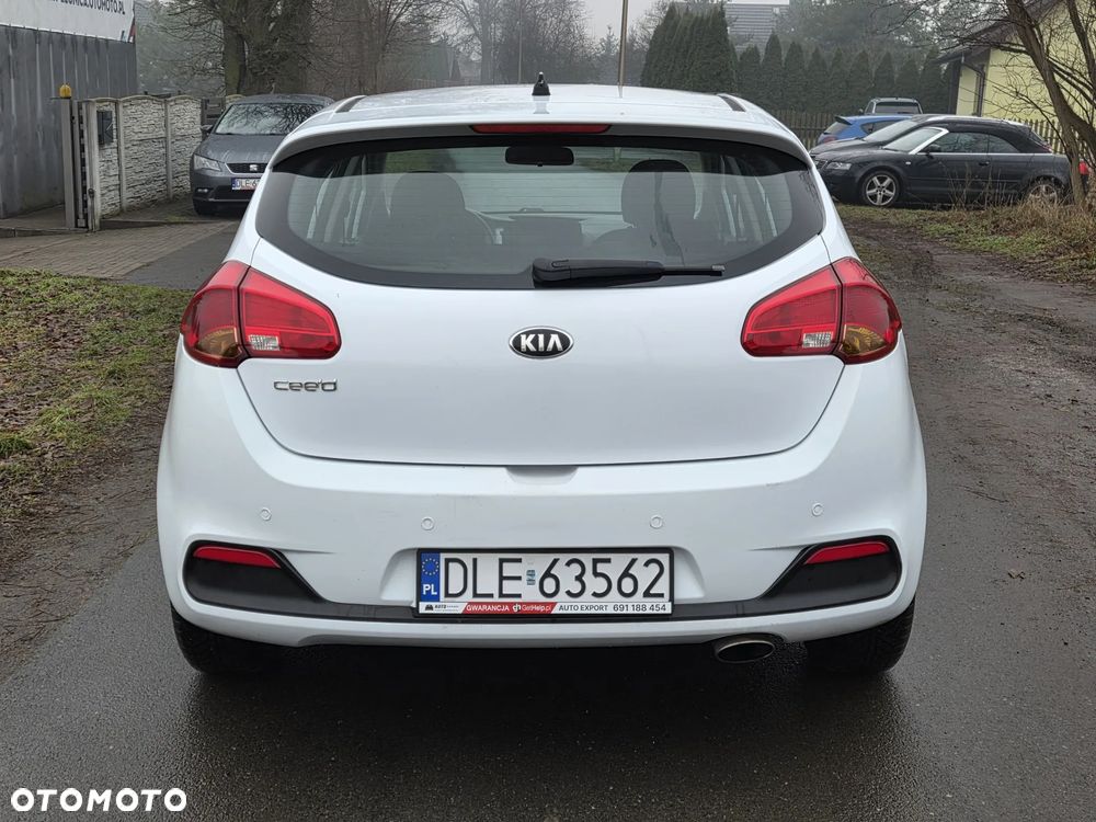 Kia Ceed 1.4 CVVT Attract - 8