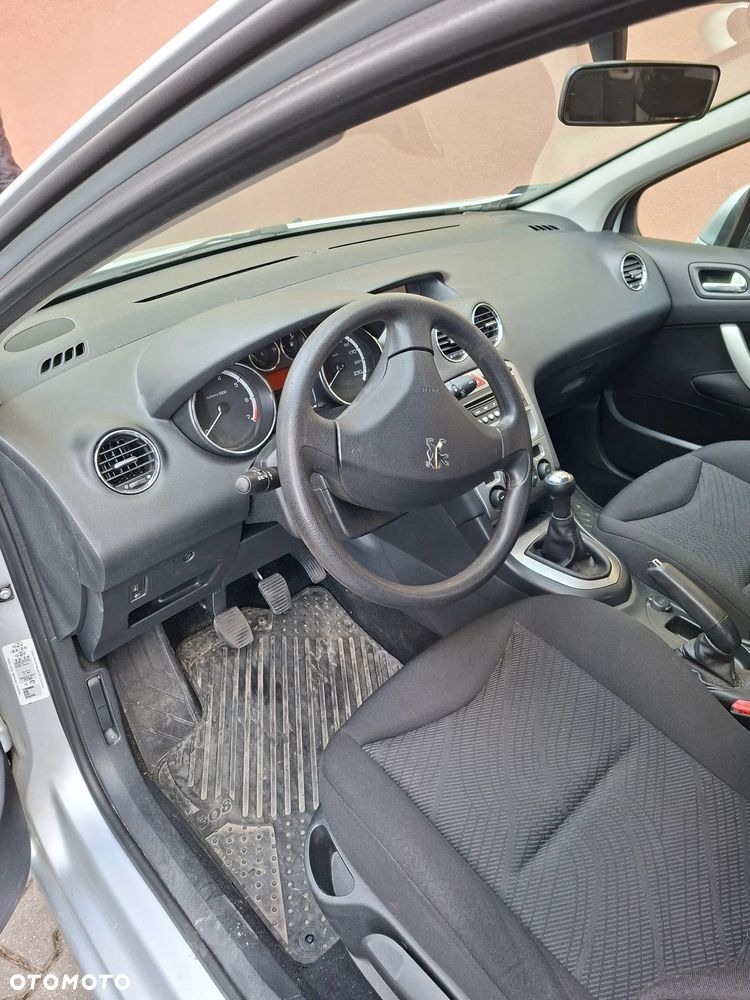 Peugeot 308 1.6 Trendy - 11
