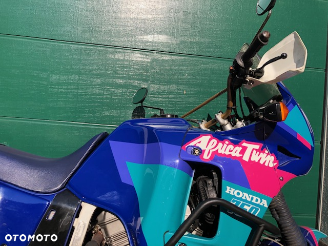 Honda XRV