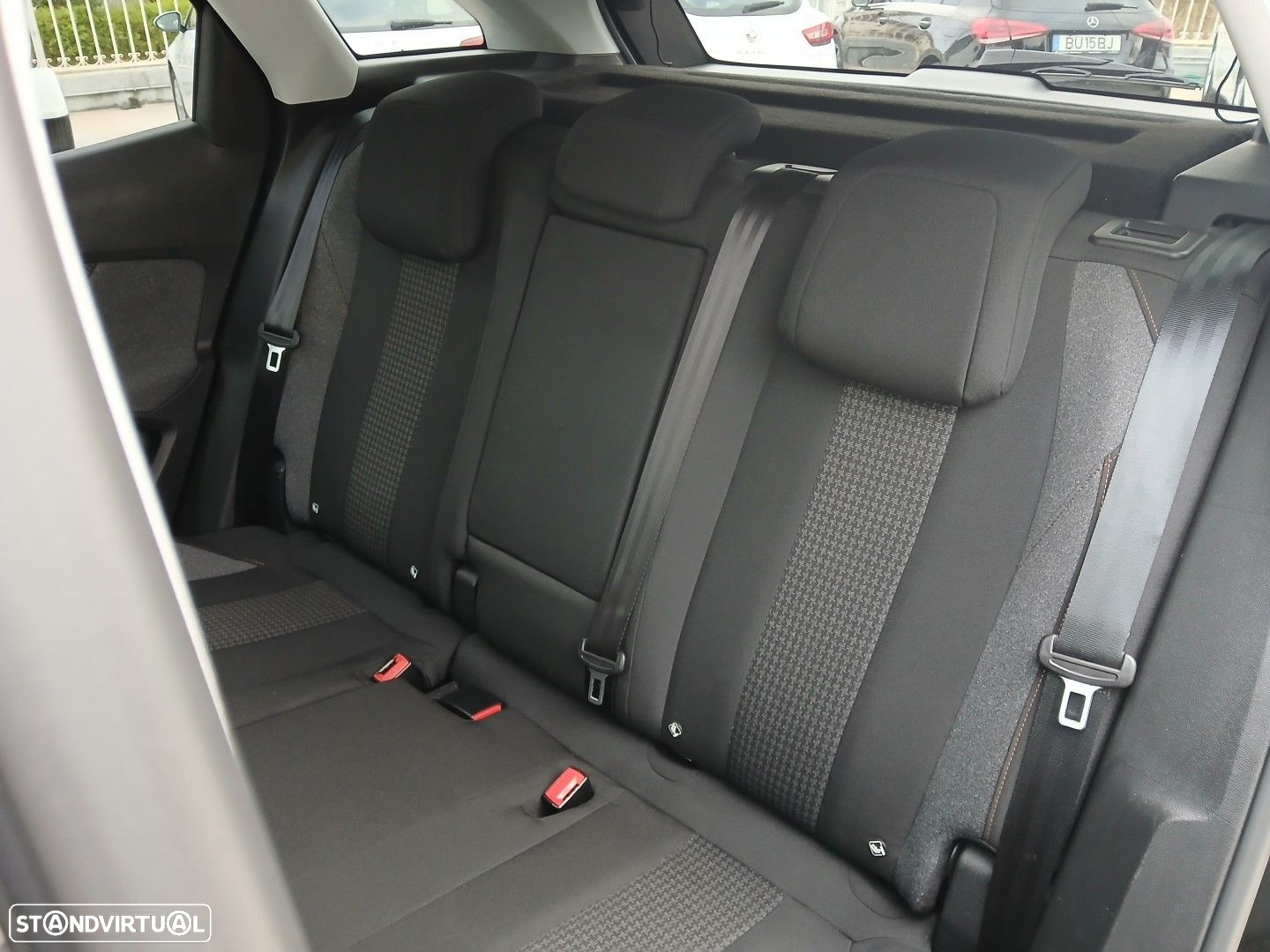 Peugeot 3008 1.5 BlueHDi Active - 9