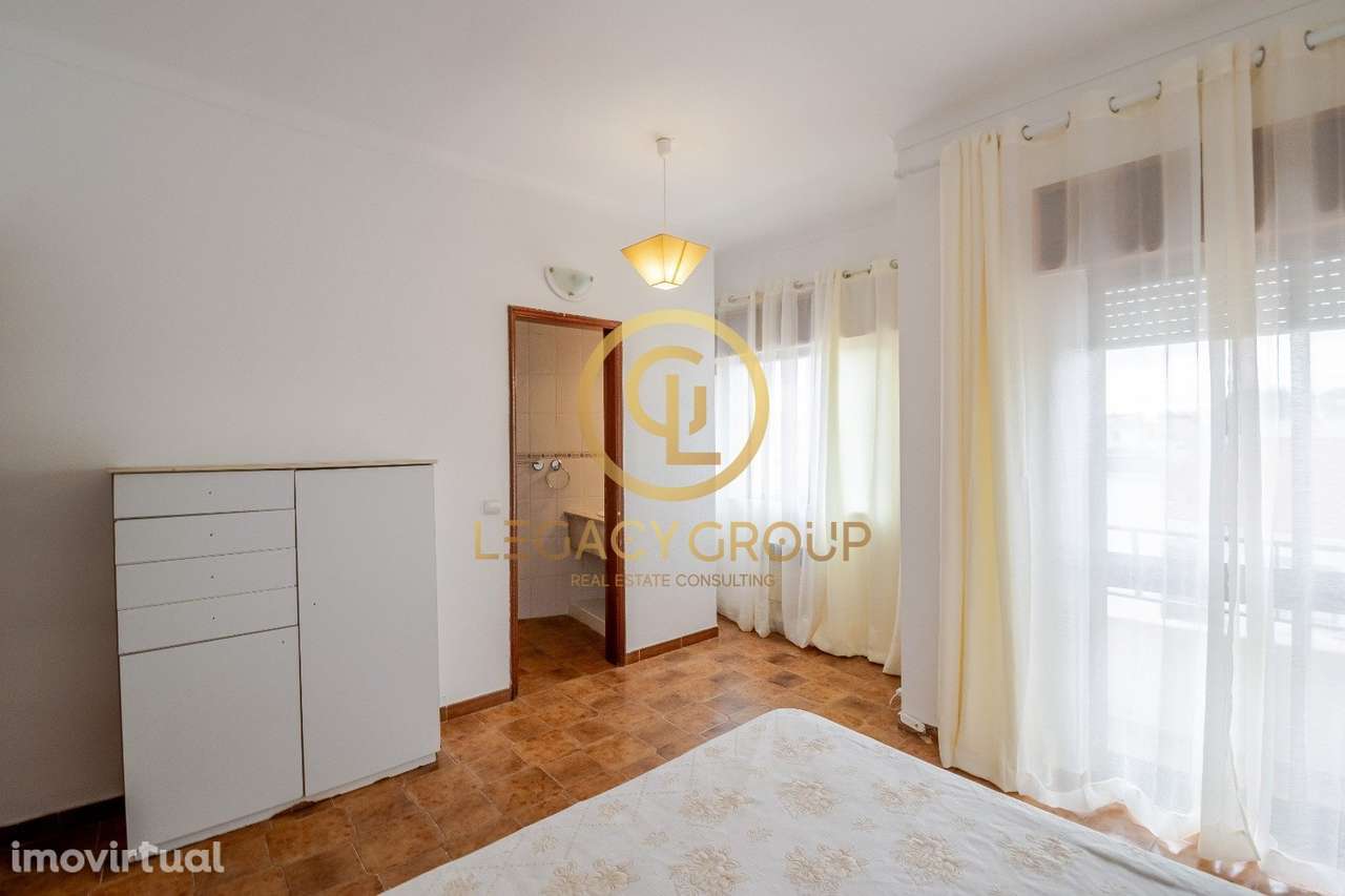 Moradia T3 Duplex + T2 com entrada independente | Terraço Amplo | I... - Grande imagem: 5/25