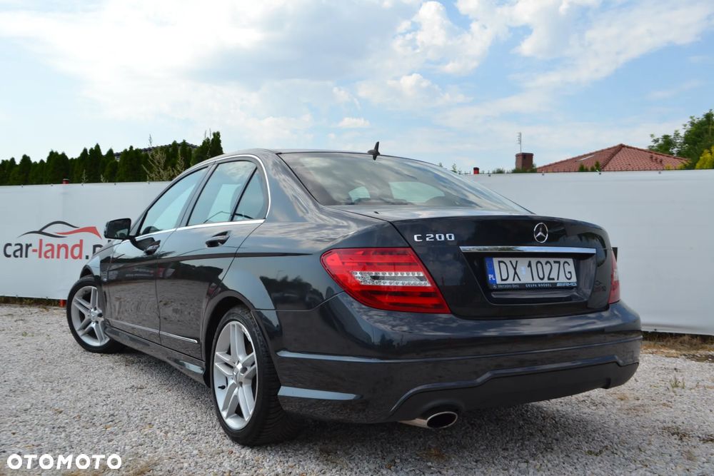 Mercedes-Benz Klasa C 180 CGI BlueEFFICIENCY SPORT EDITION - 9