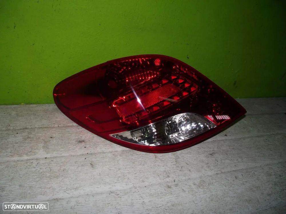 Farolim Trás Esquerdo Peugeot 207 (Led) - 2009 / 2012 - 1
