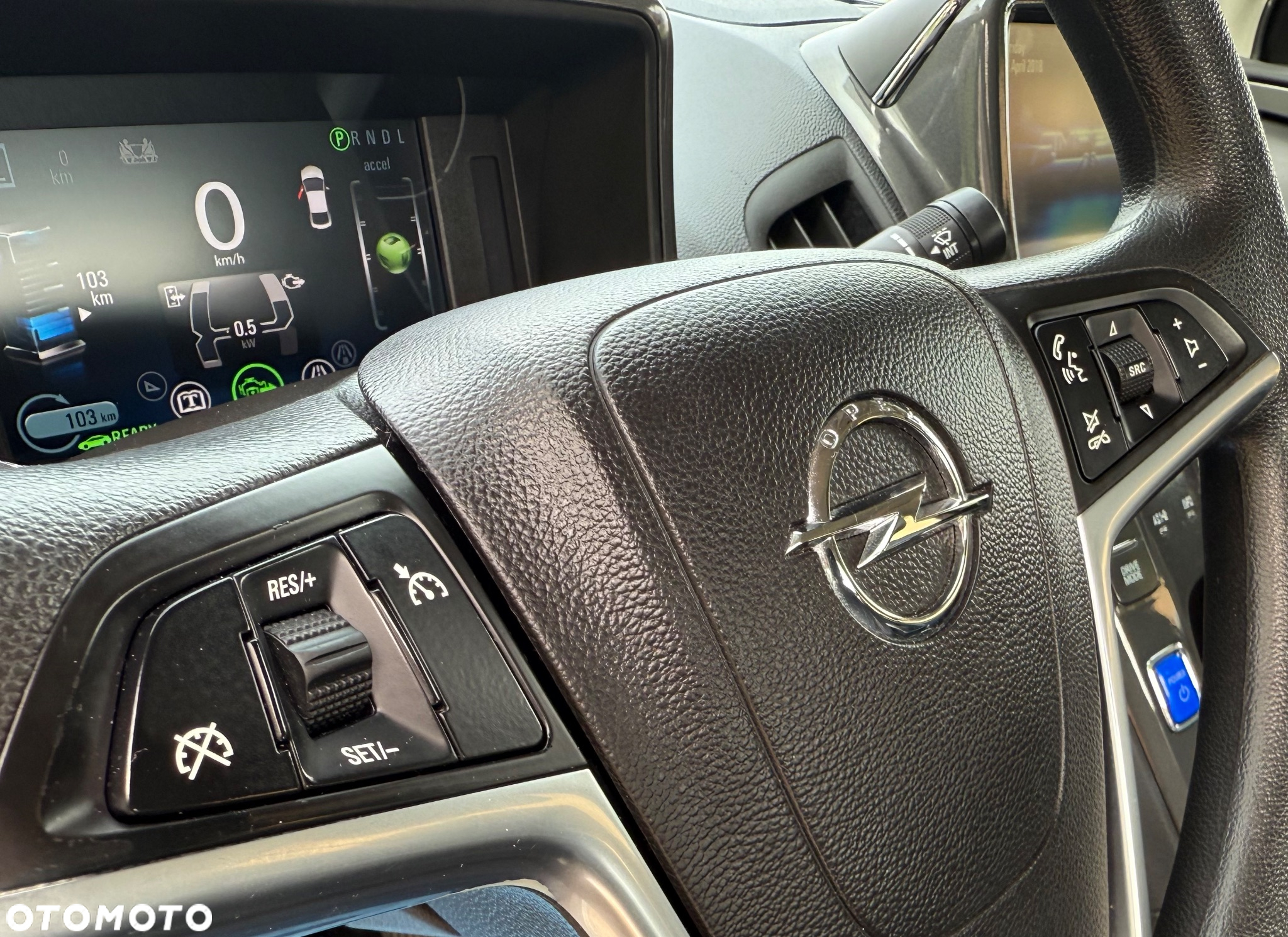Opel Ampera - 16