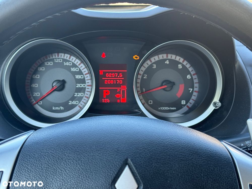 Mitsubishi Lancer 1.8 Instyle NAVI CVT - 19