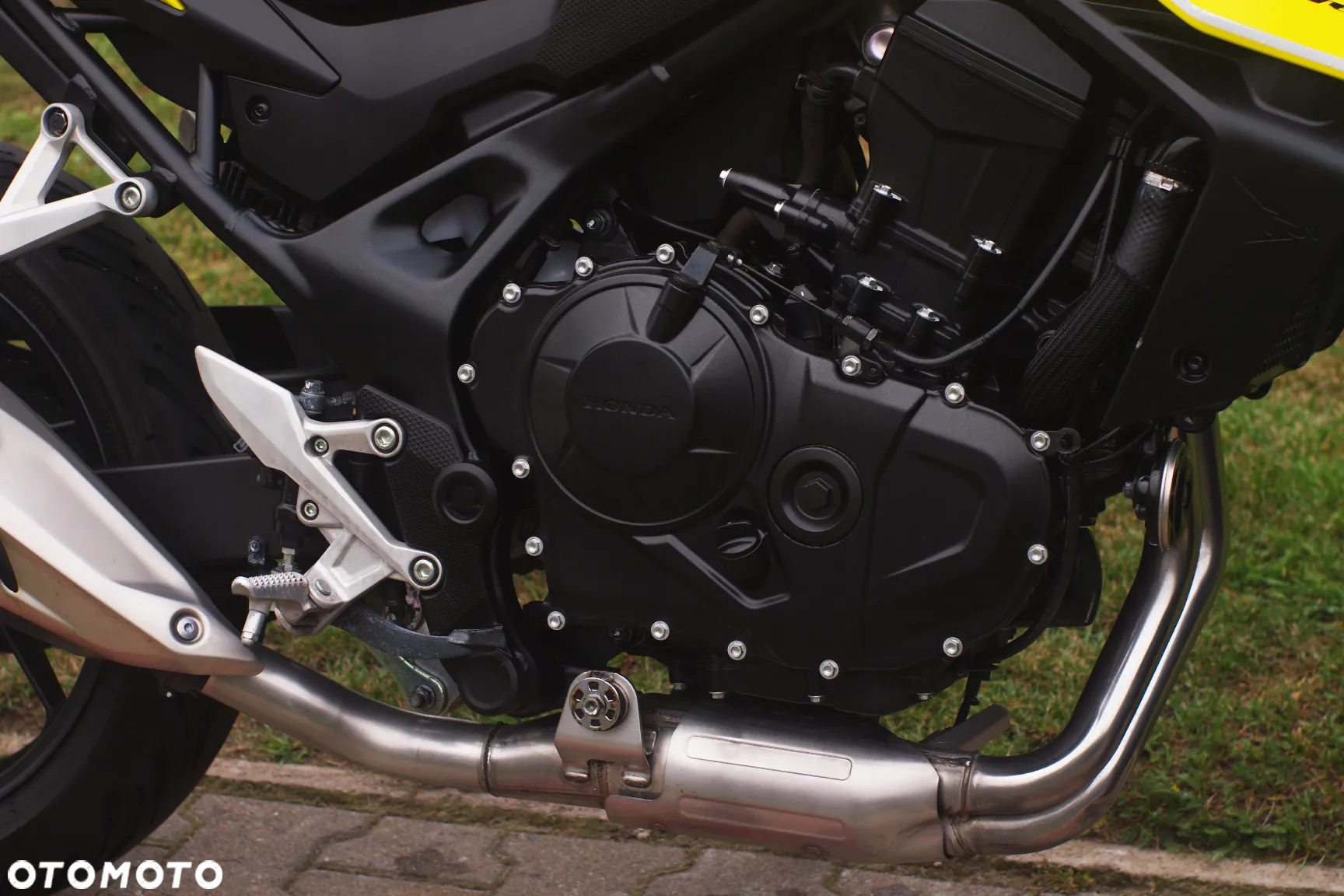 Honda CB - 11