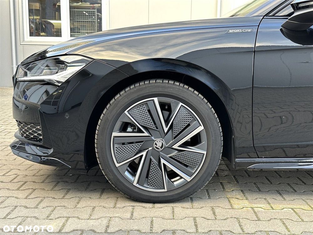 Skoda Superb 2.0 TSI Sportline DSG - 36