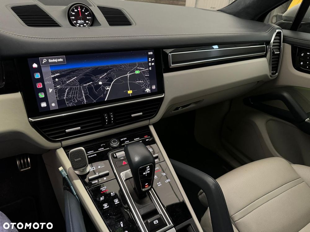 Porsche Cayenne Turbo - 14