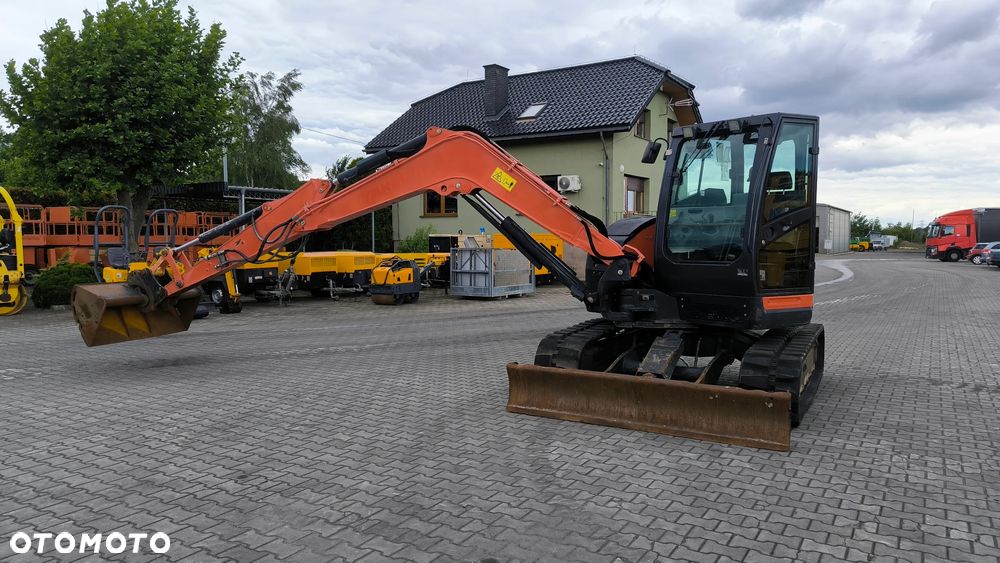 Yanmar ViO 80 - 1 A - 28