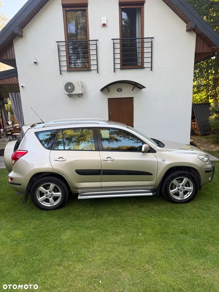 Toyota RAV4 2.2 D-4D Prestige - 4