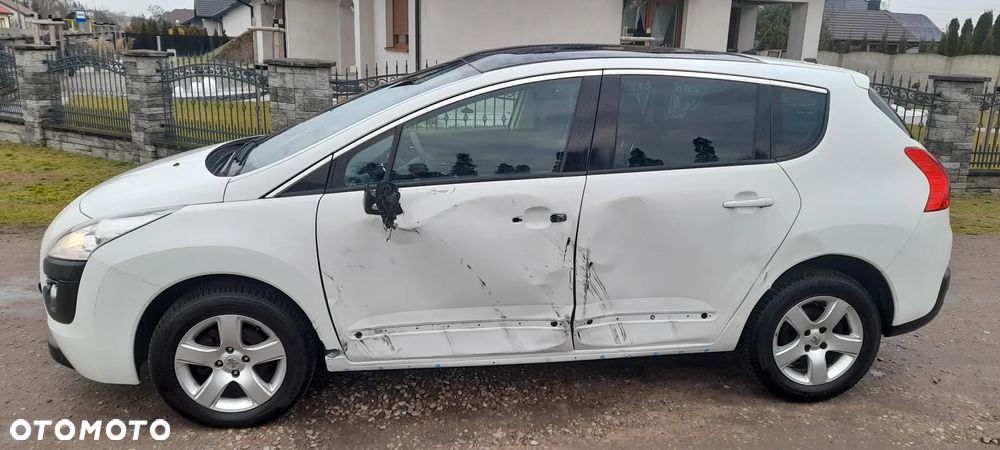 Peugeot 3008 HDi FAP 115 Family - 10