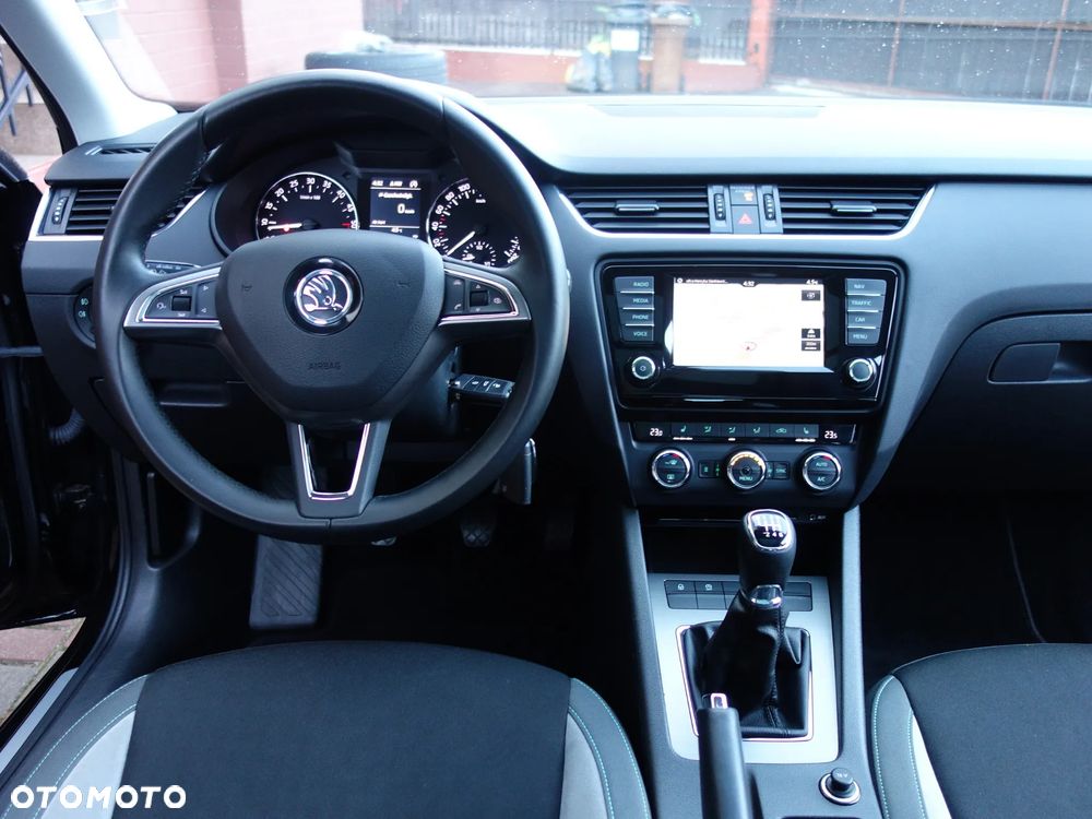 Skoda Octavia 2.0 TDI Joy - 27