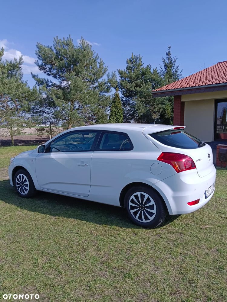 Kia Ceed 1.4 Comfort + - 35