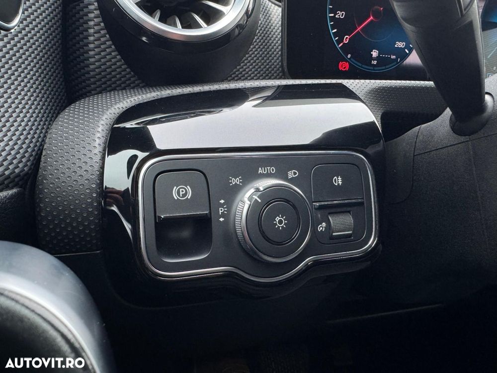 Mercedes-Benz CLA - 20