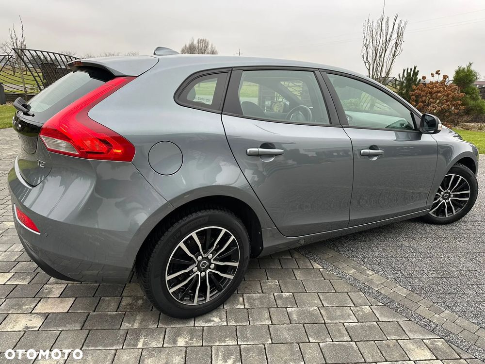 Volvo V40 T2 Geartronic Momentum - 15