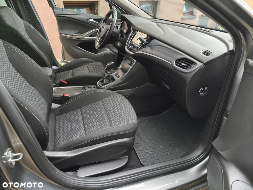 Opel Astra 1.6 CDTI Sport - 23