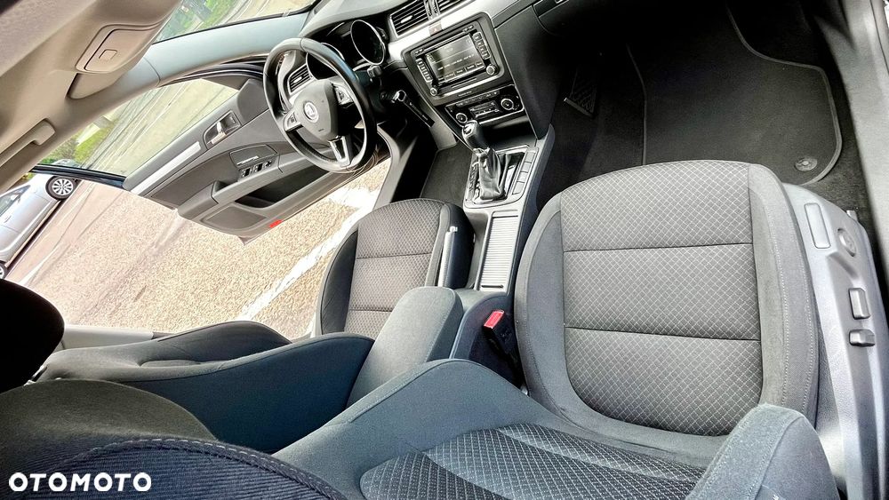 Skoda Superb 2.0 TDI Elegance DSG - 16