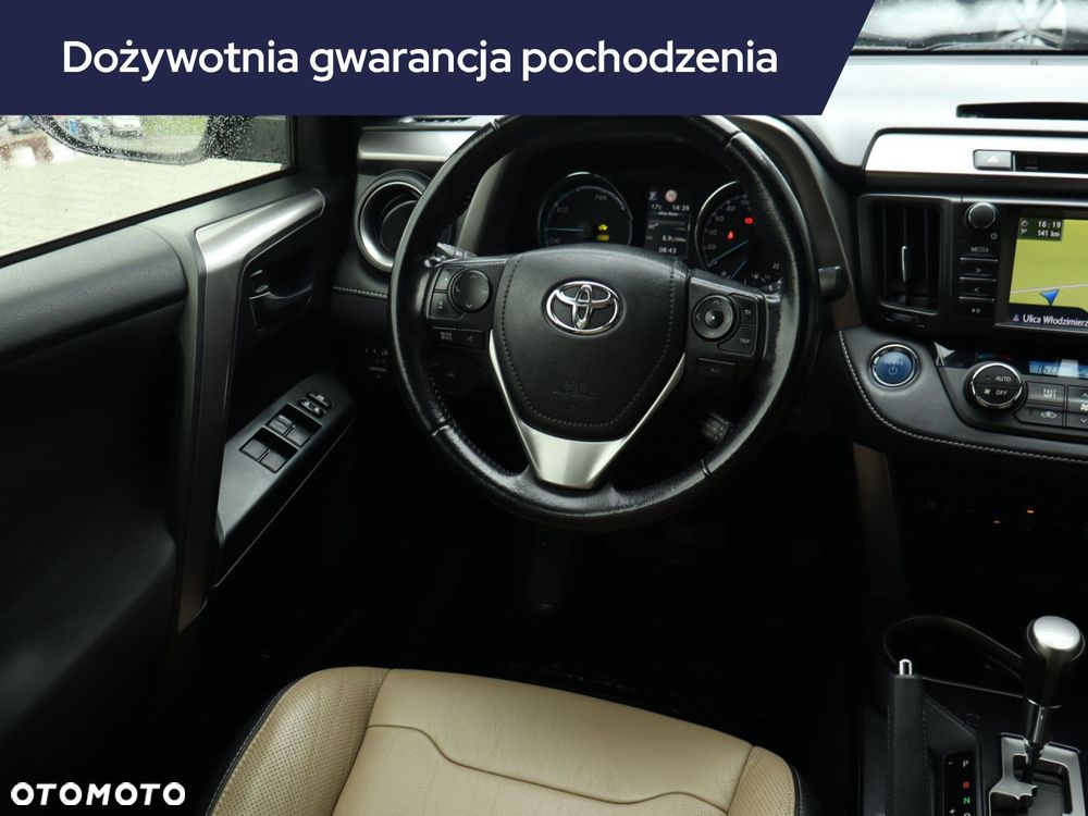 Toyota RAV4 - 9