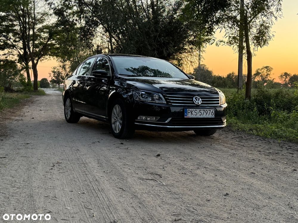 Volkswagen Passat 2.0 TDI Comfortline - 5