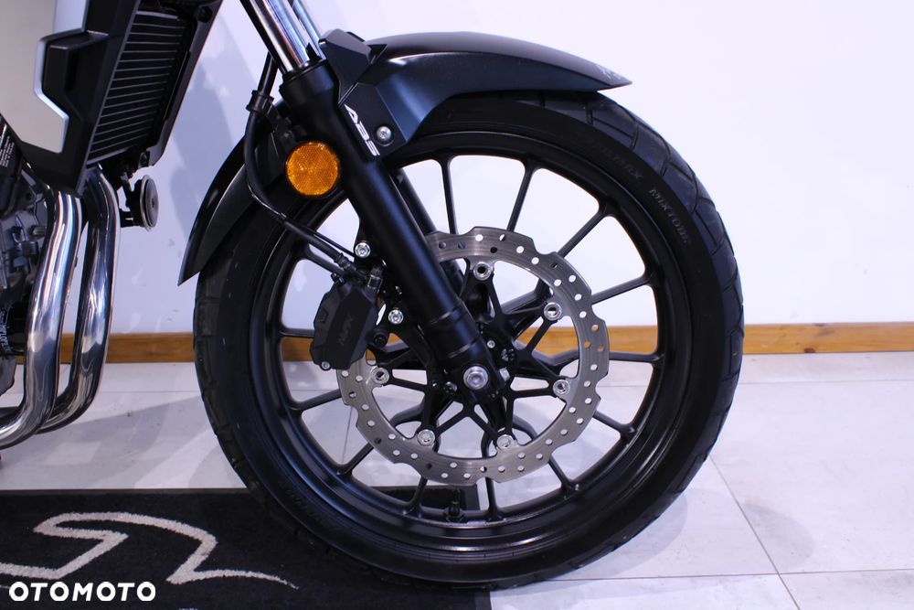 Honda CB - 26