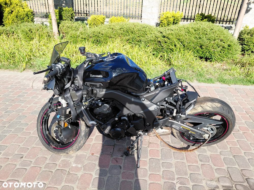 Kawasaki Ninja - 3
