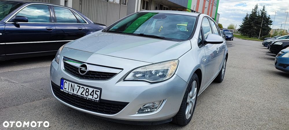 Opel Astra 1.7 CDTI DPF (119g) Innovation - 4