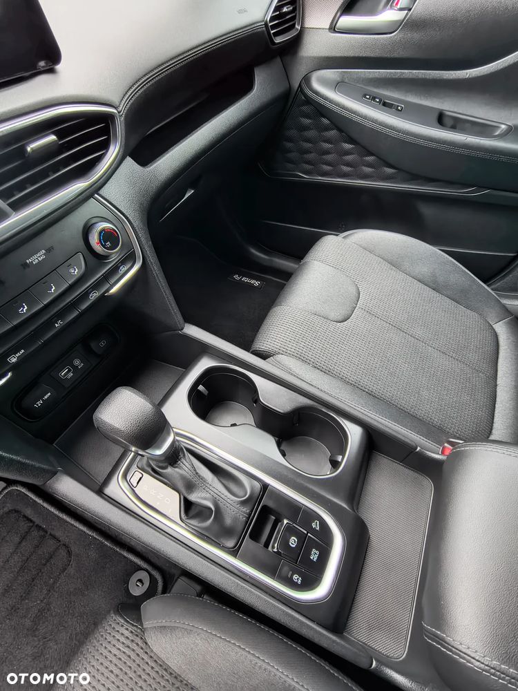 Hyundai Santa Fe - 12